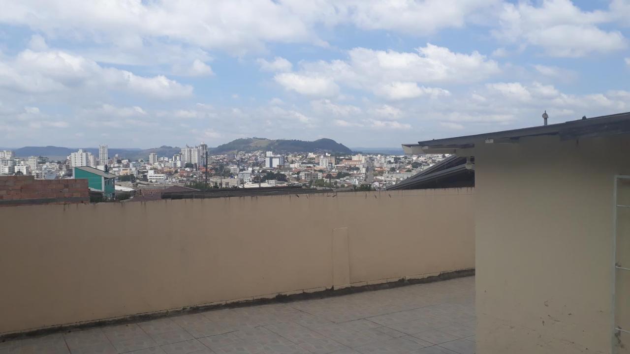 Casa Para Trabalhadores-5 Hospedes 拉热斯 外观 照片